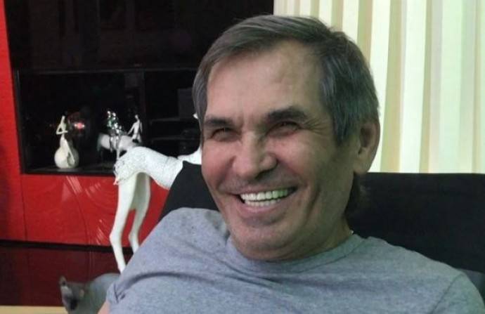 "Гений пиара": коллеги считают, сколько заработал Бари Алибасов на скандале с "Кротом" "Гений пиара": коллеги считают, сколько заработал Бари Алибасов на скандале с "Кротом"