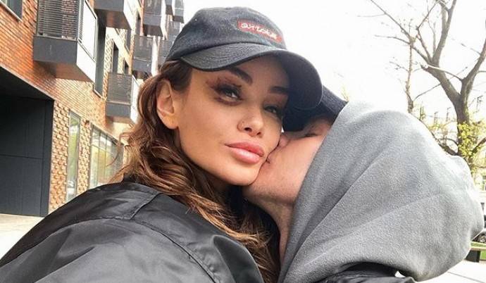 Айза Анохина рассказала, почему рассталась с Олегом Майами Айза Анохина рассказала, почему рассталась с Олегом Майами