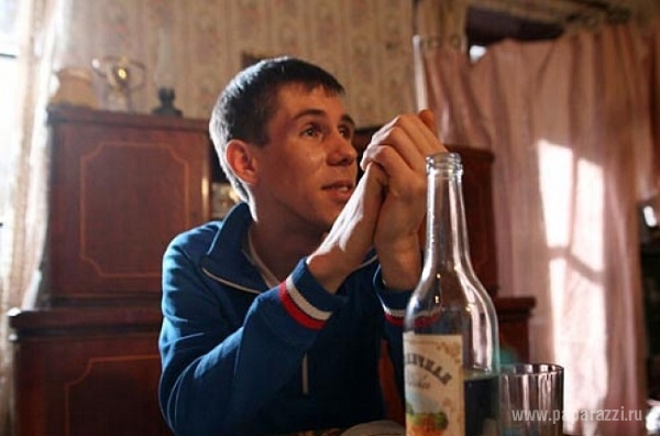 Алексей Панин закрутил роман с экс-участницей телешоу "Дом - 2" Алексей Панин закрутил роман с экс-участницей телешоу "Дом - 2"
