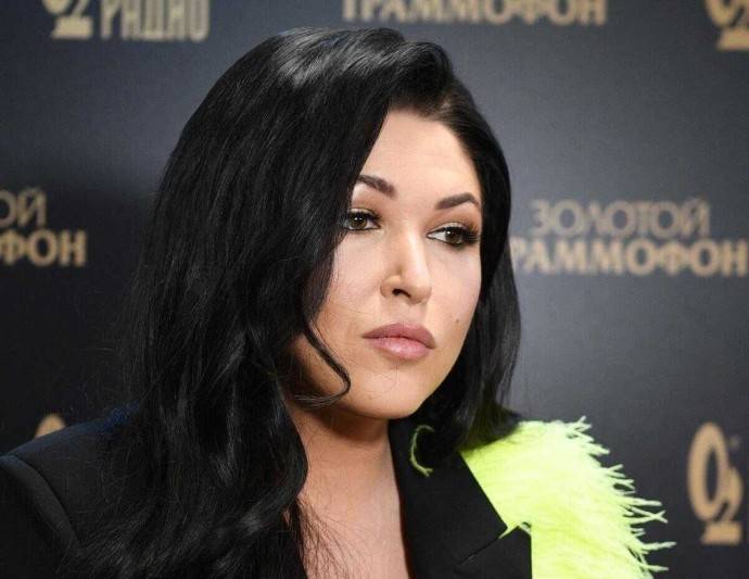 Ирина Дубцова ответила на слухи о воссоединении с бывшим мужем Ирина Дубцова ответила на слухи о воссоединении с бывшим мужем