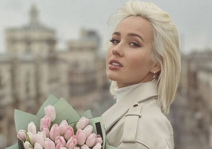 Клава Кока впервые высказалась о конфликте с Люсей Чеботиной Клава Кока впервые высказалась о конфликте с Люсей Чеботиной