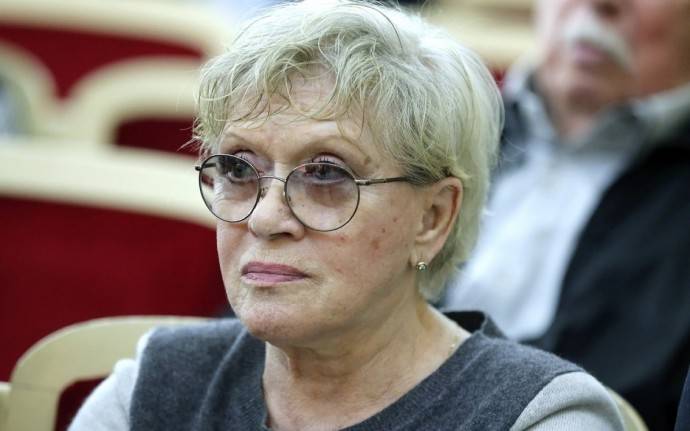 У заболевшей коронавирусом Алисы Фрейндлих выявили осложнение У заболевшей коронавирусом Алисы Фрейндлих выявили осложнение