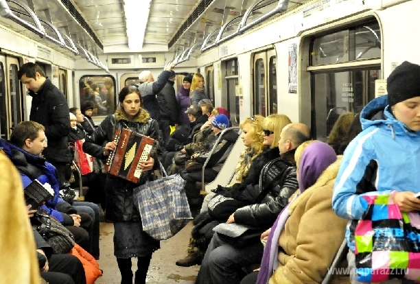 Группа "Мираж" ездит на метро