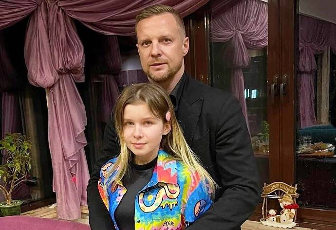 «Я для себя живу»: 19-летняя дочь футболиста Малафеева оправдалась за откровенные танцы и снова разделась 