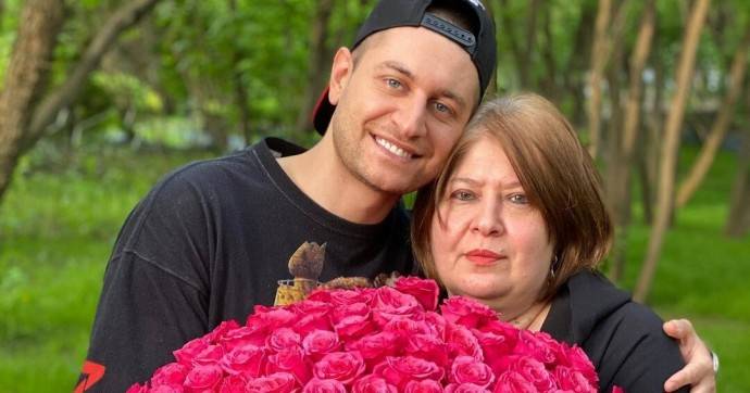 Мать Давида Манукяна слила в сеть снимки секса Ольги Бузовой с любовником Мать Давида Манукяна слила в сеть снимки секса Ольги Бузовой с любовником