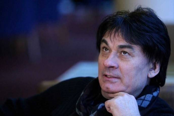 Александр Серов срочно продаёт элитную квартиру рядом с Кремлём Александр Серов срочно продаёт элитную квартиру рядом с Кремлём