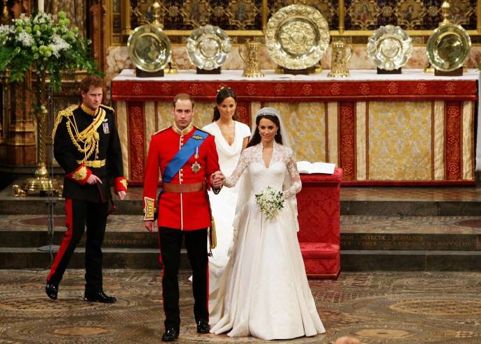 «Заставили всем врать»: принц Гарри поведал о скандале и унижении на свадьбе принца Уильяма и Кейт Миддлтон