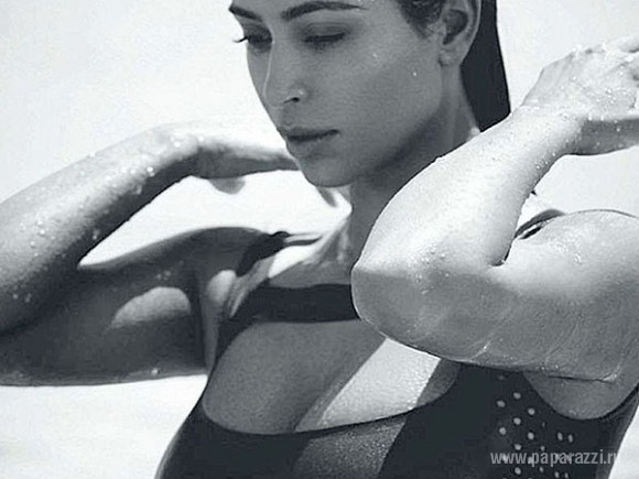 Ким Кардашян появилась в неожиданной фотосессии для журнала Vogue