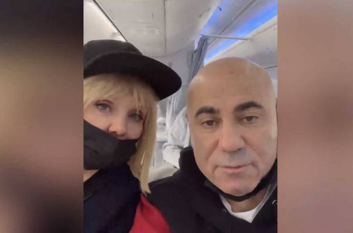 Иосиф Пригожин и Валерия оправдались за свой отъезд из страны Иосиф Пригожин и Валерия оправдались за свой отъезд из страны