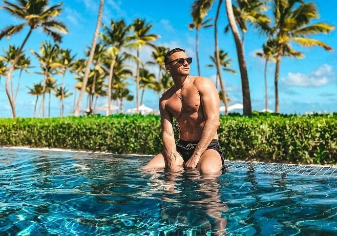 Сергей Лазарев подтвердил, что отдыхает в Доминикане с Алексом Малиновским