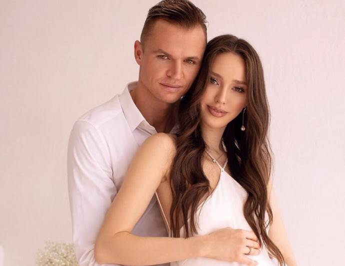 "Не ожидал": Дмитрий Тарасов рассказал, что его бросила Анастасия Костенко "Не ожидал": Дмитрий Тарасов рассказал, что его бросила Анастасия Костенко