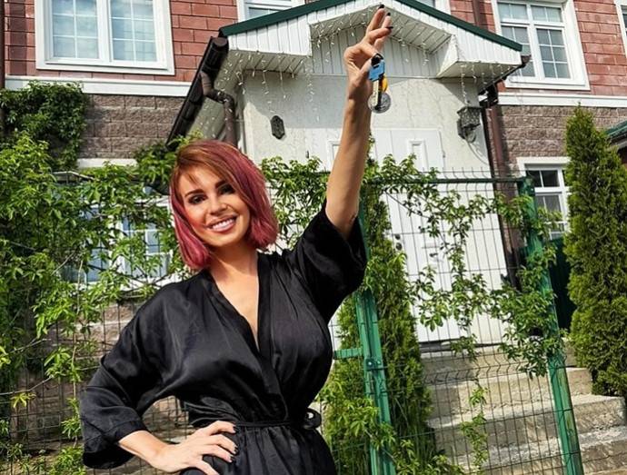Наталья Штурм рассказала, где взяла деньги на новый шикарный дом