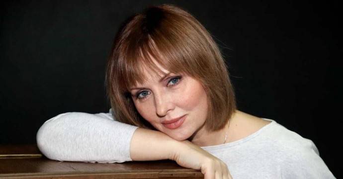 Бывший муж-тиран снова подал в суд на Елену Ксенофонтову Бывший муж-тиран снова подал в суд на Елену Ксенофонтову