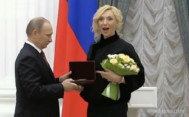 Кристина Орбакайте, наконец, получила звание «Заслуженного Артиста России» Кристина Орбакайте, наконец, получила звание «Заслуженного Артиста России»
