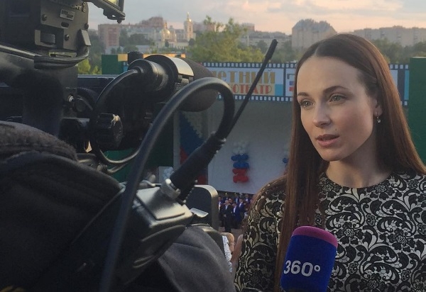 Анна Снаткина сказала все что думает об Александре Харитоновой Анна Снаткина сказала все что думает об Александре Харитоновой