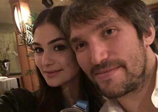 Анастасия Шубская намекнула Александру Овечкину на обещанную свадьбу Анастасия Шубская намекнула Александру Овечкину на обещанную свадьбу