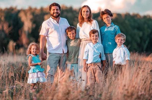 30-летняя мама пятерых детей Коко Наваррская призналась, что не ожидала 6-ой беременности 30-летняя мама пятерых детей Коко Наваррская призналась, что не ожидала 6-ой беременности