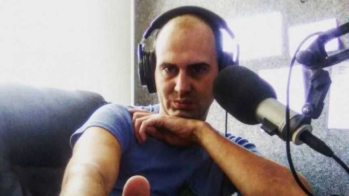 30-летний ведущий радио «Европа плюс» Максим Рогачев умер после трёх недель в коме 30-летний ведущий радио «Европа плюс» Максим Рогачев умер после трёх недель в коме