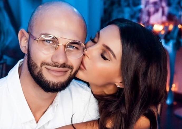 Джиган отметил своё 35-летие в компании Оксаны Самойловой и детей Джиган отметил своё 35-летие в компании Оксаны Самойловой и детей