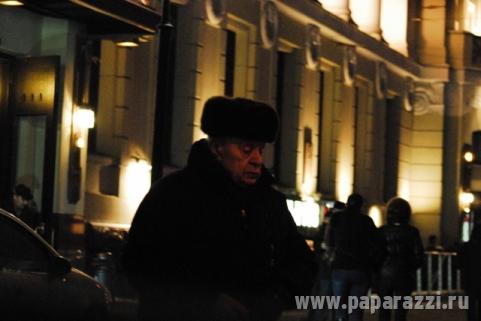 А Вас, Штирлиц, я попрошу остаться... А Вас, Штирлиц, я попрошу остаться...