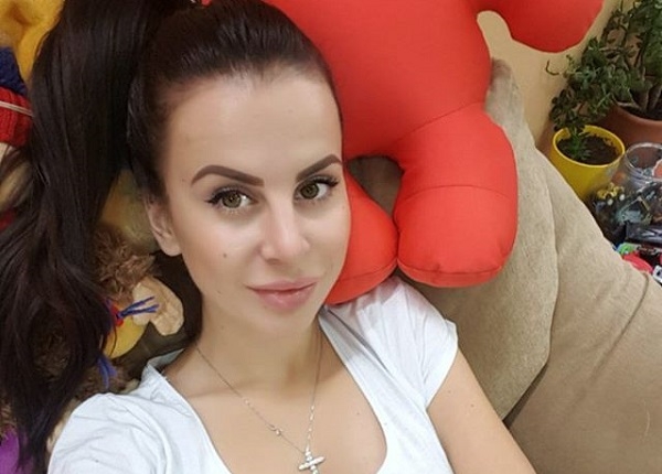 Поклонники гадают на кого стала похожа Ольга Ветер с новым цветом волос и рассмотрели ее новое тату 