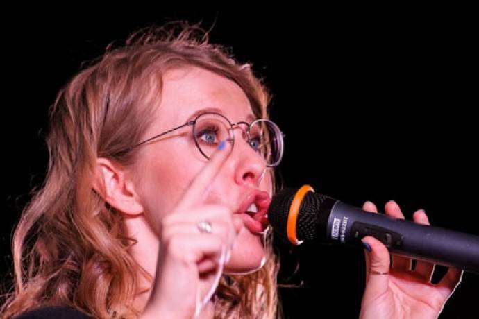Ксения Собчак записала музыкальный ролик Ксения Собчак записала музыкальный ролик