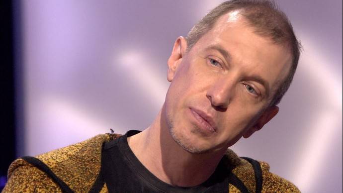 "Думает, что ей 18": Сергей Соседов резко высказался об Алле Пугачевой "Думает, что ей 18": Сергей Соседов резко высказался об Алле Пугачевой