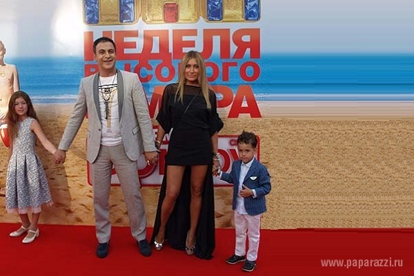 Звезды Comedy Club устроили в Юрмале семейные фотосессии Звезды Comedy Club устроили в Юрмале семейные фотосессии