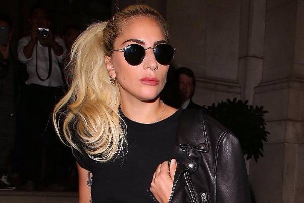 
Леди Гага возглавит модный дом Versace
