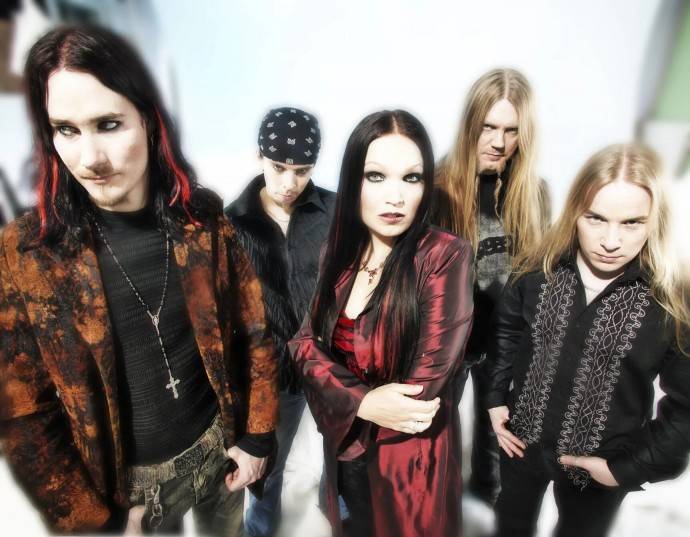 У солистки Nightwish Флор Янсен обнаружен рак У солистки Nightwish Флор Янсен обнаружен рак