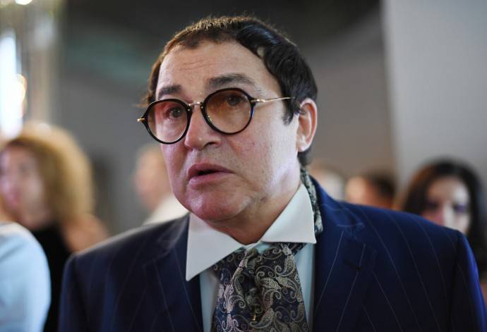 60-летний Дмитрий Дибров дал совет по сохранению интимной жизни 60-летний Дмитрий Дибров дал совет по сохранению интимной жизни
