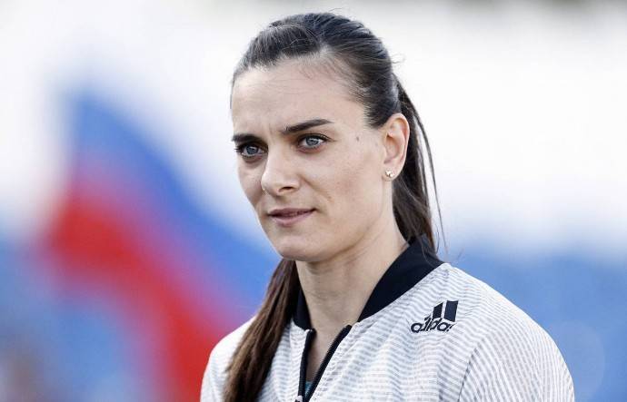 Елена Исинбаева намекнула на неприязнь к Ольге Бузовой Елена Исинбаева намекнула на неприязнь к Ольге Бузовой