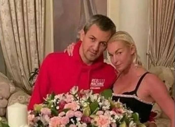 Бойфренд Анастасии Волочковой обнаружился на сайте знакомств