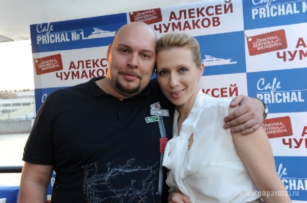 ЯНА ЧУРИКОВА СПАСЛА СВОЮ ЛЮБОВЬ ЯНА ЧУРИКОВА СПАСЛА СВОЮ ЛЮБОВЬ