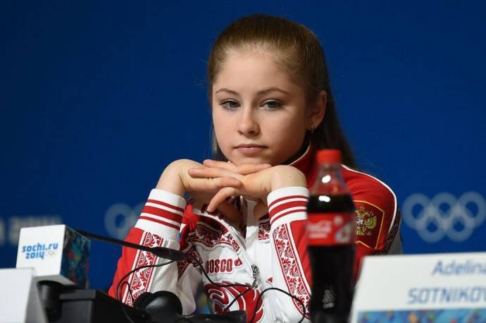Юлия Липницкая впервые показала лицо дочери