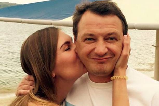 Супруга Марата Башарова впервые показала их пятимесячного сына Супруга Марата Башарова впервые показала их пятимесячного сына