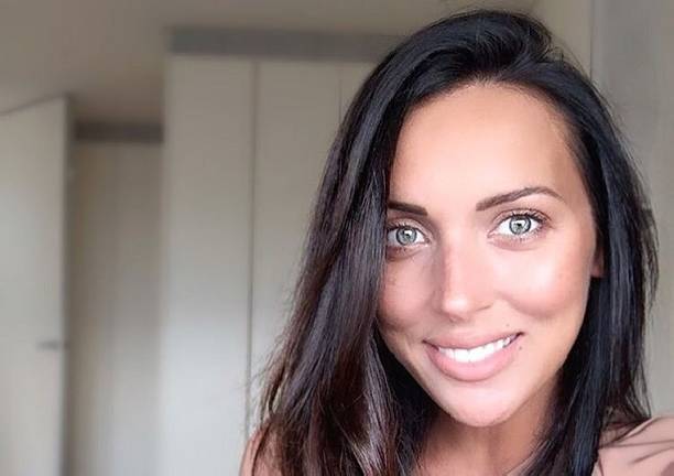 После новости о своей пропаже Алсу, певица вышла на связь с поклонниками После новости о своей пропаже Алсу, певица вышла на связь с поклонниками
