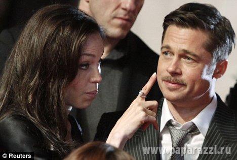 Сладкая парочка: Анджелина Джоли и Брэд Питт Сладкая парочка: Анджелина Джоли и Брэд Питт