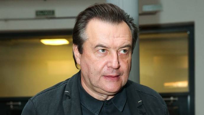 Алексей Учитель ответил на слухи о романе с Кристиной Асмус Алексей Учитель ответил на слухи о романе с Кристиной Асмус