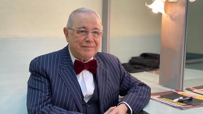 Евгений Петросян пытался откупиться от Елены Степаненко крупной суммой Евгений Петросян пытался откупиться от Елены Степаненко крупной суммой