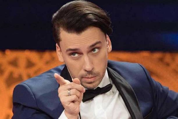 Подписчики Максима Галкина обвинили его во взяточничестве Подписчики Максима Галкина обвинили его во взяточничестве