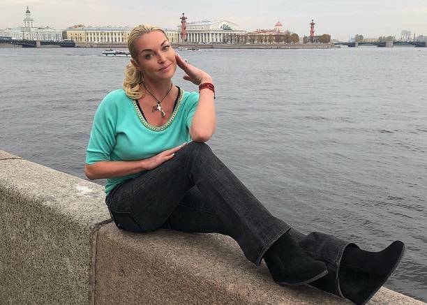 Анастасия Волочкова поделилась снимком топлесс Анастасия Волочкова поделилась снимком топлесс