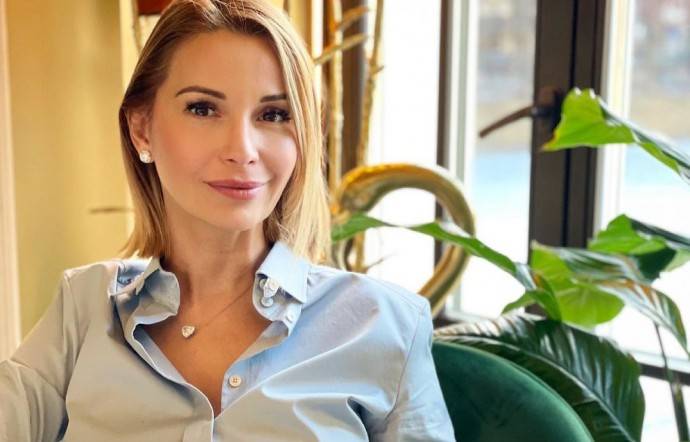 "Ужас! Обнять и плакать": Ольга Орлова показала, как выглядела 20 лет назад "Ужас! Обнять и плакать": Ольга Орлова показала, как выглядела 20 лет назад