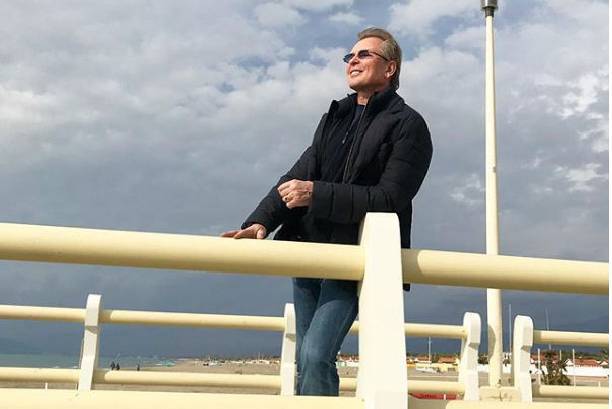 Александр Малинин пообещал оплатить лечение отца Александр Малинин пообещал оплатить лечение отца
