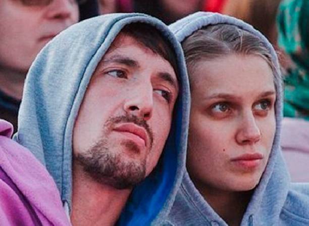 Дарья Мельникова и Артур Смольянинов впервые опубликовали фотографию общего сына Дарья Мельникова и Артур Смольянинов впервые опубликовали фотографию общего сына
