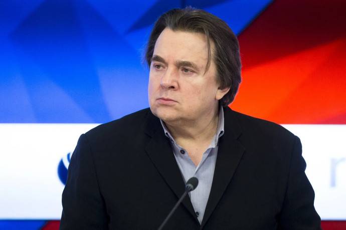 «Ты вообще очумел?»: Константин Эрнст ошарашен выходкой и жадностью Ивана Урганта «Ты вообще очумел?»: Константин Эрнст ошарашен выходкой и жадностью Ивана Урганта