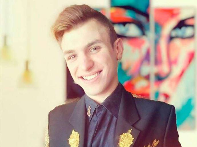 Умер актер сериала "Универ" Сергей Корсик
Умер актер сериала "Универ" Сергей Корсик