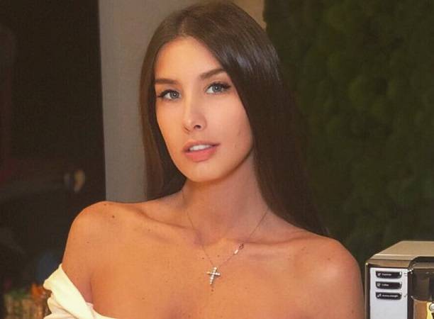 Кэти Топурия публикует соблазнительные фото в купальнике Кэти Топурия публикует соблазнительные фото в купальнике