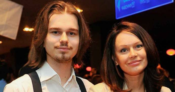 Ирина Безрукова сообщила о подробностях захоронения погибшего сына