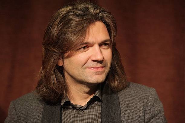 47-летний Дмитрий Маликов стал отцом во второй раз 47-летний Дмитрий Маликов стал отцом во второй раз